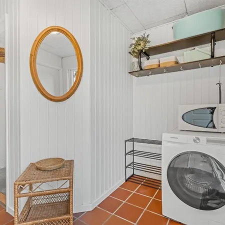 펜션 Pietari - 600m From The Sea By Interhome