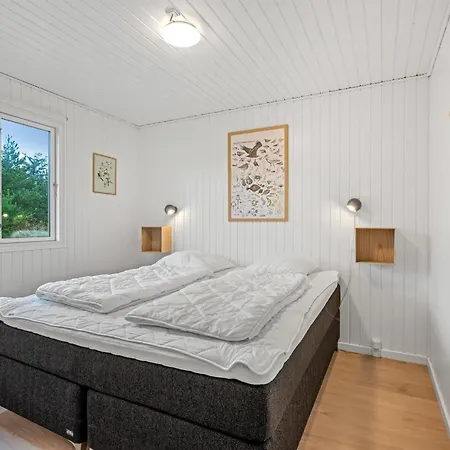 Pietari - 600m From The Sea By Interhome *