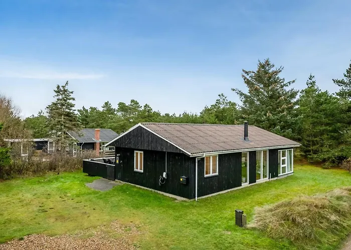 Nyaraló Pietari - 600m From The Sea By Interhome *