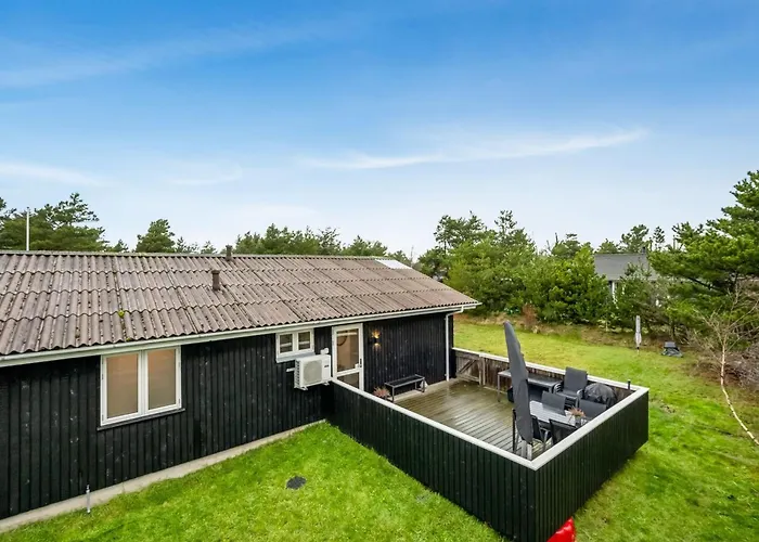 Pietari - 600m From The Sea By Interhome *